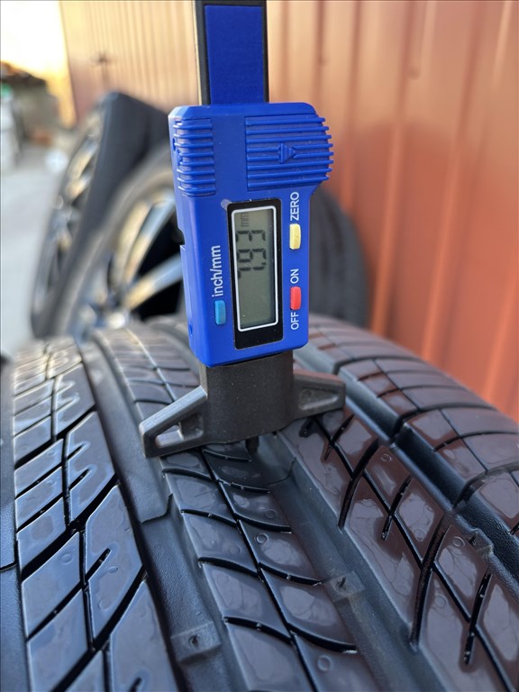  5x130 lyukosztású 18" újszerű Brock alufelni, rajta 255/60 újszerű Hankook Dynapro HP2 nyári  6. kép