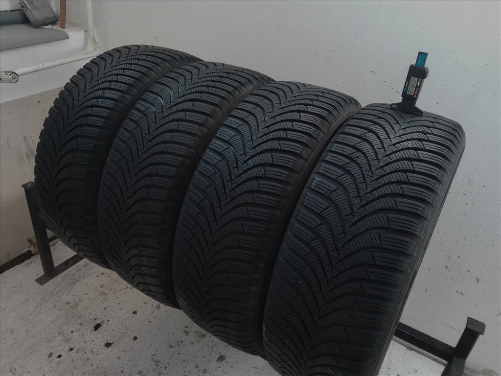 205/55R16 Hankook téli gumi garnitúra 205/55 r16 1. kép