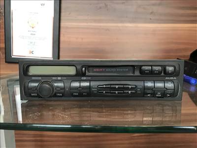 Seat León I 1M * AURORA RÁDIÓ (kóddal) 1m0035186f