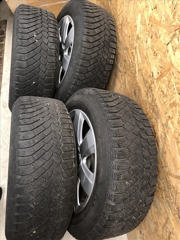 16 colos gyári Audi alufelni téli gumi 16 col 5x112 8. kép