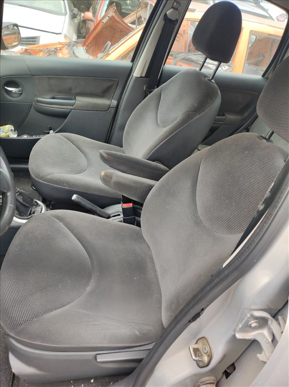 2006 Citroen C3 I 1.4 benzin, manuális - BONTÁS! 5. kép