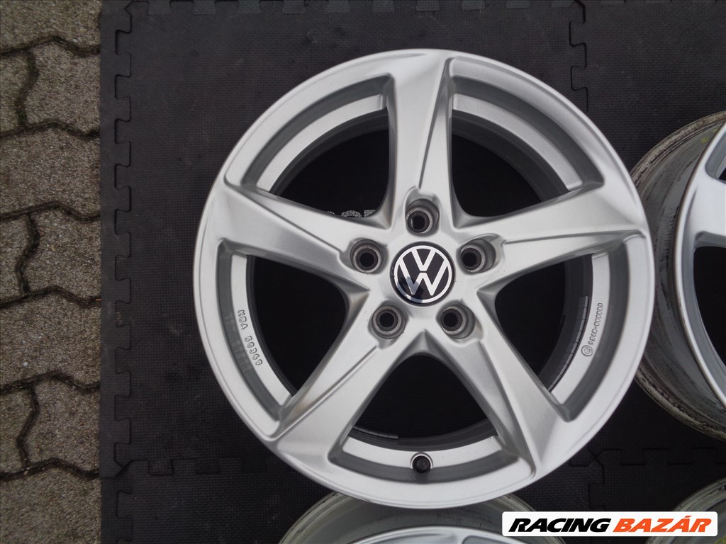 VW-re alufelni 16-os, 5×112-es osztó, szép állapotban eladó.  2. kép