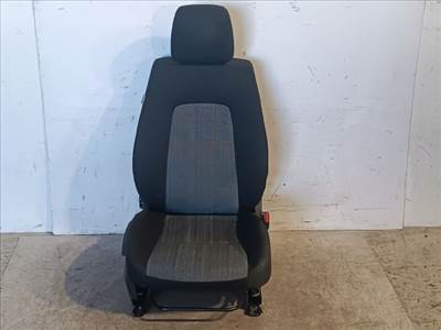 KIA CEED Jobb első Ülés