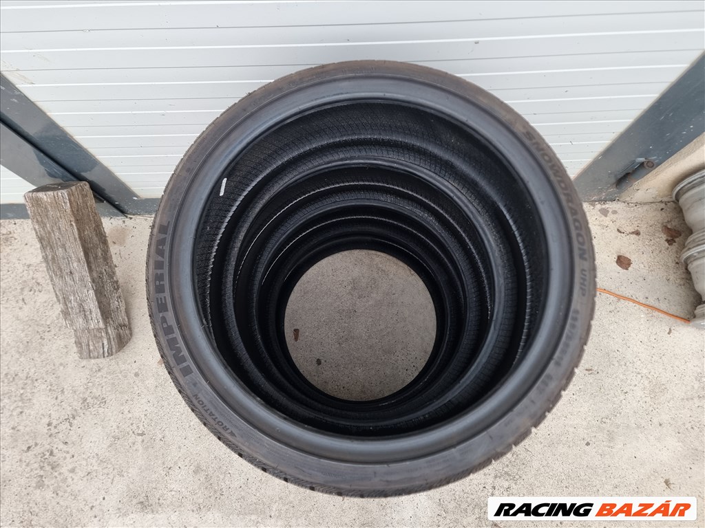 225/35R19 Imperial téli garnitúra szinte újszerű állapotban eladó! 2. kép