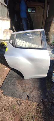 Nissan Juke I Jobb hátsó ajtó 