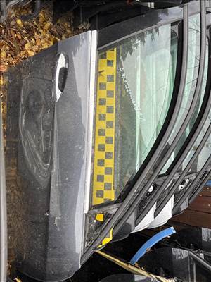 Mercedes E-osztály W212 212 E jobb elso komplett aktok