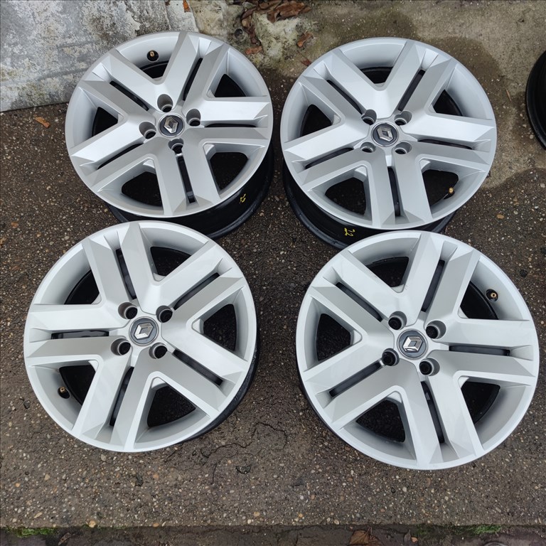 4x100 16 Gyári Renault lemezfelni dísztárcsával 55000ft a 4db/22/ 3. kép