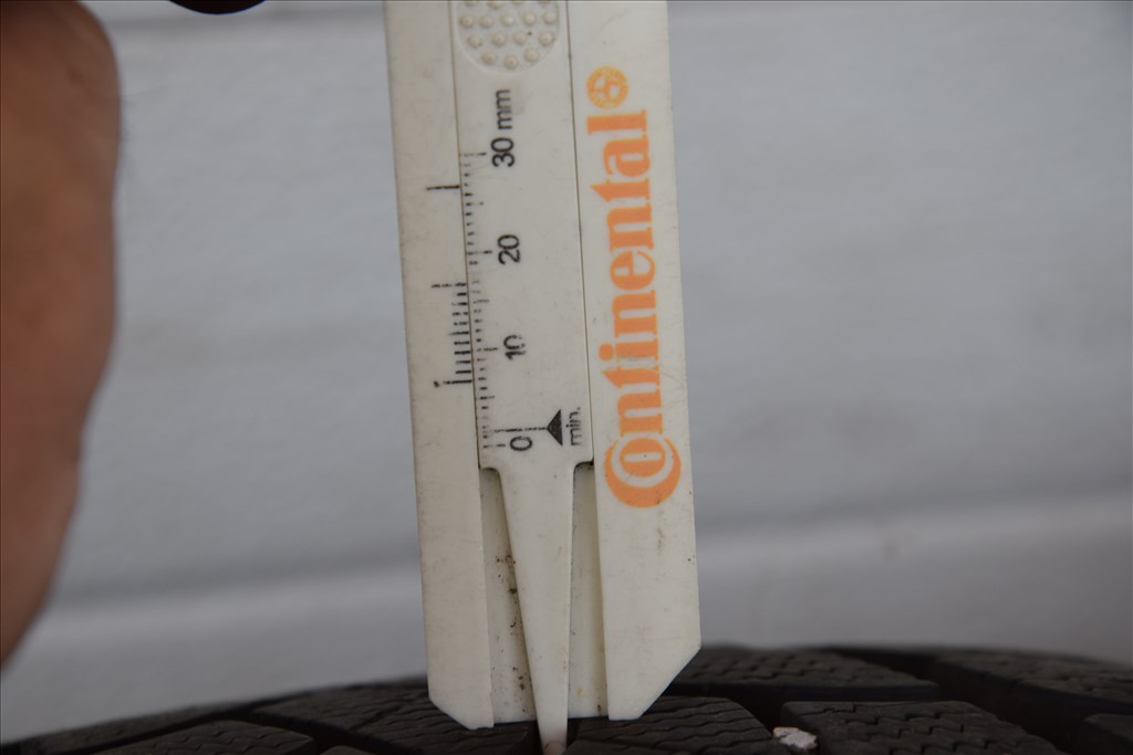  225/55 16  használt DunlopWinter Sport  téli  gumi 4. kép