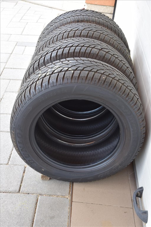  225/55 16  használt DunlopWinter Sport  téli  gumi 1. kép