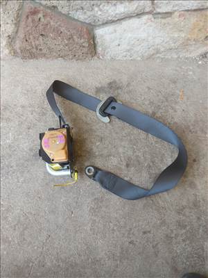 Toyota Avensis (T250) Jobb első biztonsági öv L1215 2140523r