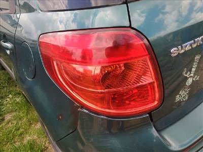 Suzuki SX4 bal hátsó lámpa eladó