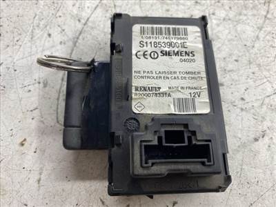 RENAULT MEGANE II Kártyaolvasó