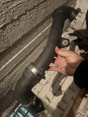 Skoda Octavia III, Volkswagen Polo VI 04L145762AM Rapid Octavia Polo 1.6 CXM turbócső 04l145823l