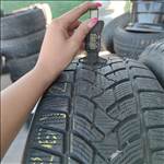 235/60 R18 Dunlop téli gumi 90000ft a 4db/126/