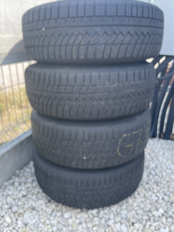  Golf7 5x112  ET37 Borbet alufelni,  205/50R17 Continental téli gumival  4. kép