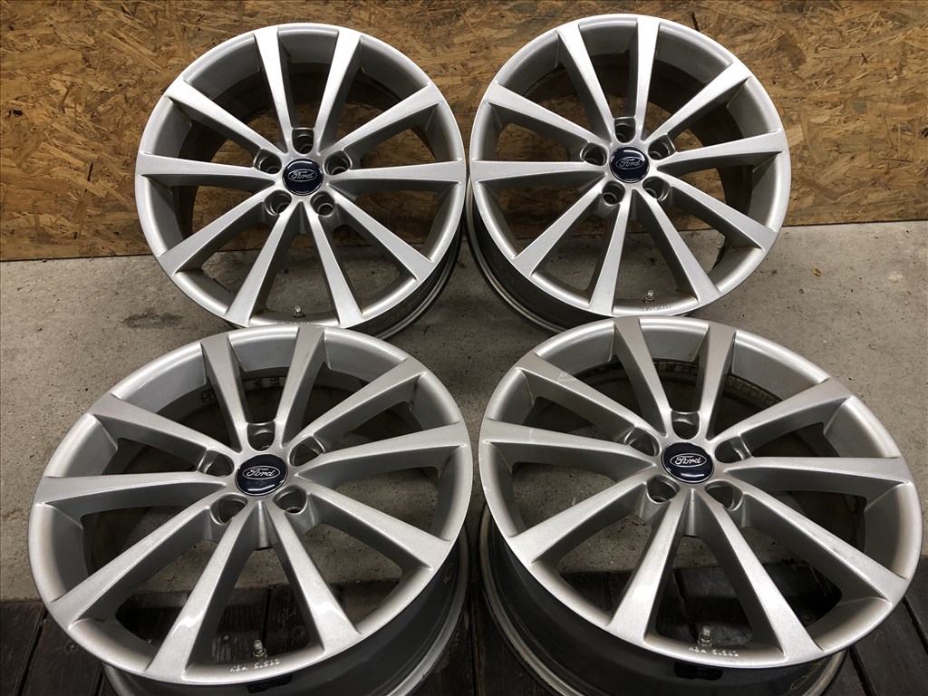 18 col alufelni Ford, Volvo, Range Rover, Renault 18 colos 5x108 1. kép