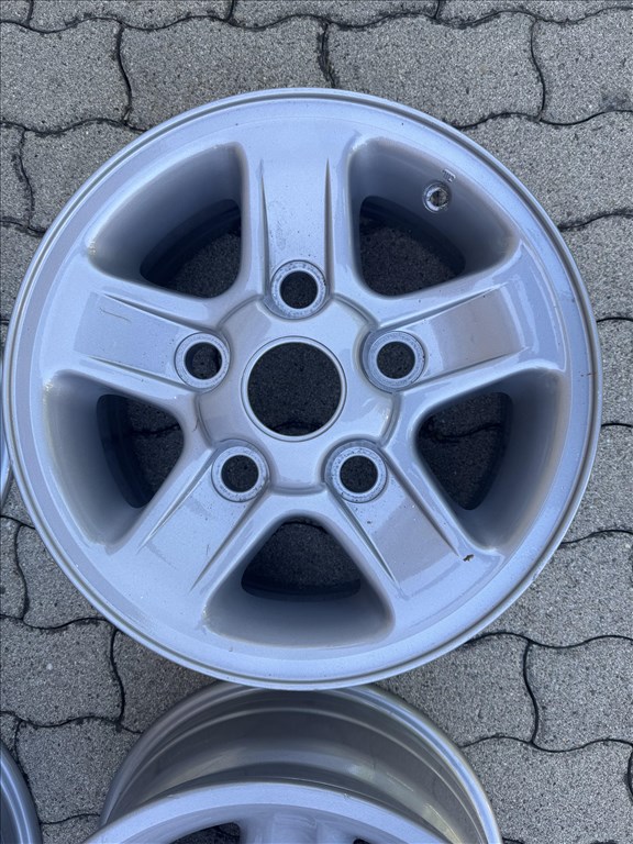  16" felújított (gyári felni) alufelni 3. kép