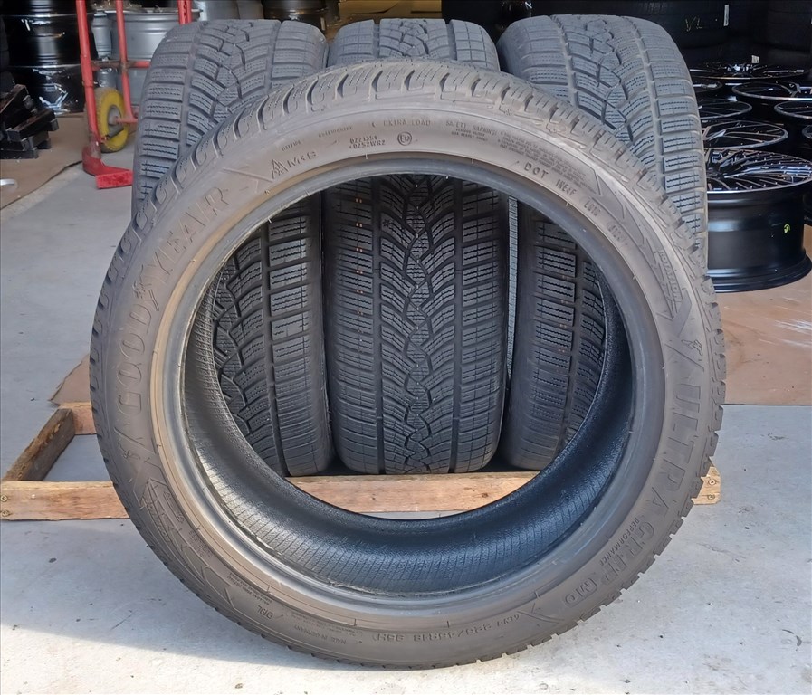 Good/Year Ultragrip MO 225/45 R18 téli gumik 4db 6. kép