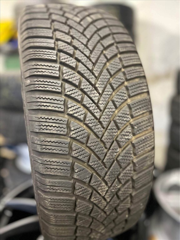  205/5017" újszerű Bridgestone téli gumi 205/50R17, 205/50 R17 9. kép