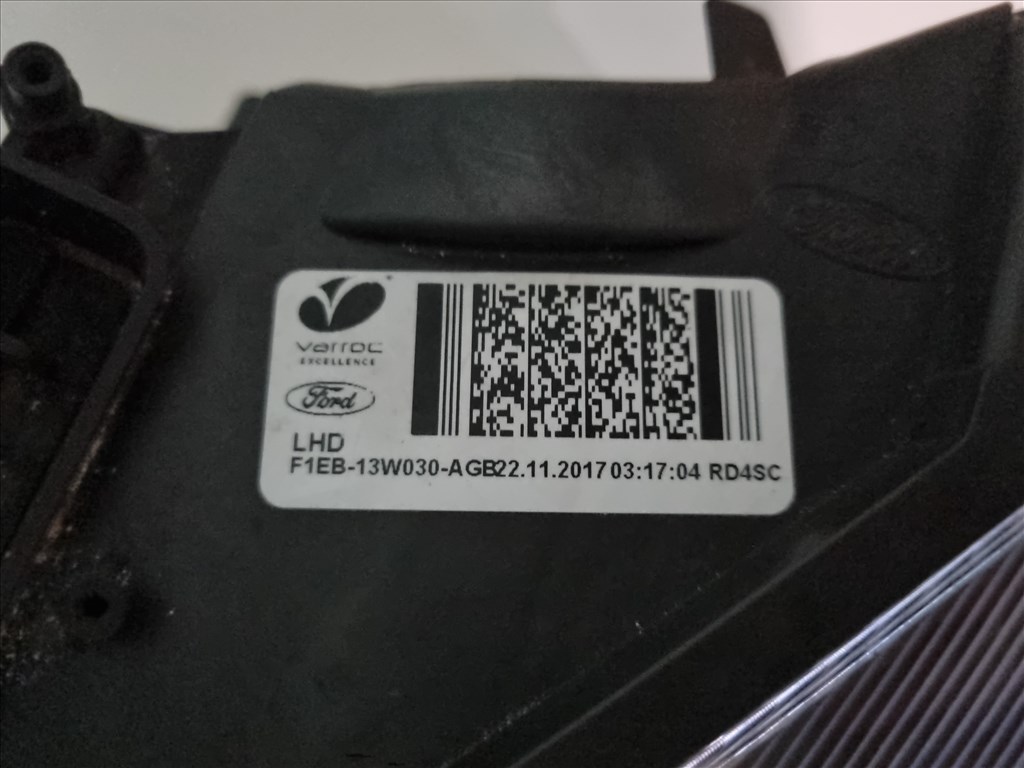 Ford Focus Mk3 (2014-2018) Bal első fényszóró F1EB-13W030-AGB 2. kép