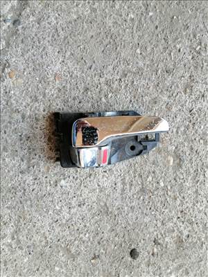 Mitsubishi Outlander I 2.0 4WD Jobb első Belső kilincs 