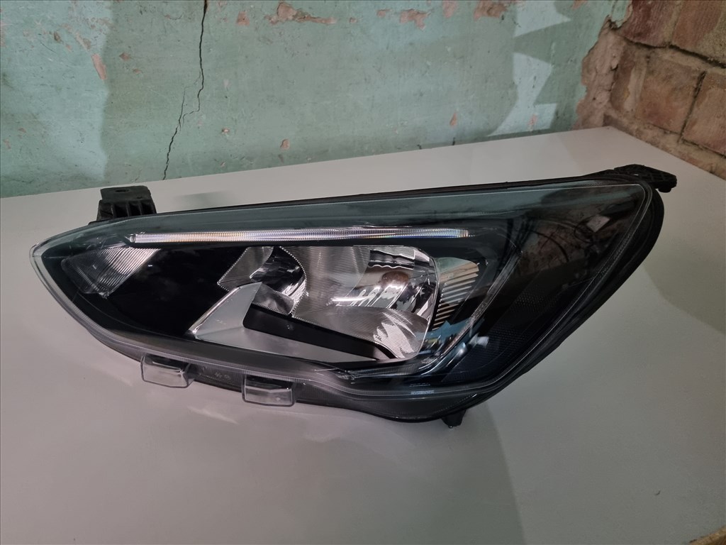 Ford Focus Mk4 bal első fényszóró 2018- 1. kép