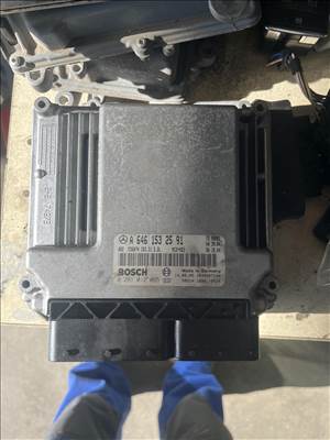 Mercedes Vito (2nd gen) W639 Motorvezérlő elektronika a6461532591