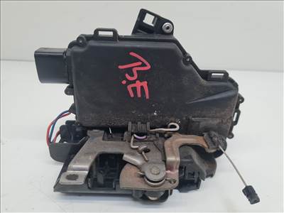 Volkswagen Golf IV, Volkswagen Bora bal első ajtózár (27030)