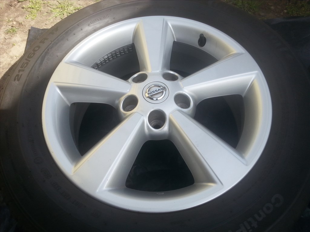  5x114.3 lyukosztású17" újszerű gyári Nissan Qashqai alufelni 4. kép