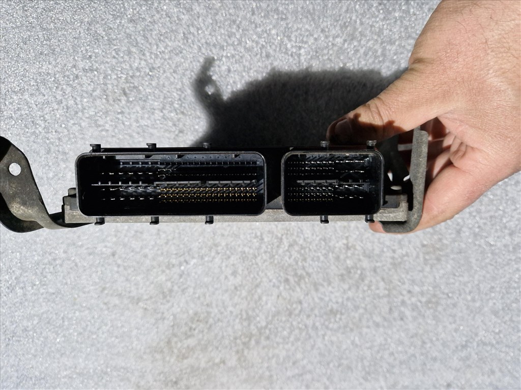 TOYOTA AVENSIS T27 2.2 D4D motorvezérlő 8966105D50 4. kép