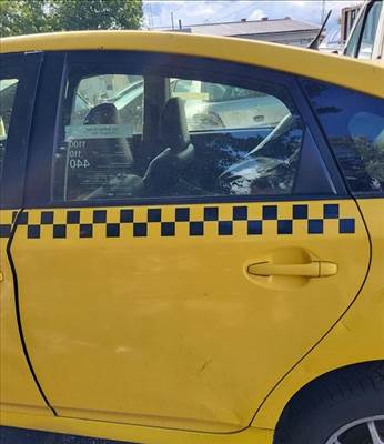 Toyota Prius 3 bal hàtsó ajtó 