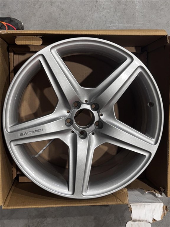 R20 Original Mercedes 9.5J ET43 - A2214013402  / A221 401 3402 1db alufelni felni 1. kép