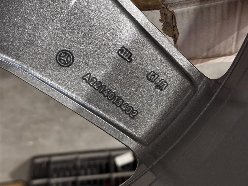 R20 Original Mercedes 9.5J ET43 - A2214013402  / A221 401 3402 1db alufelni felni 4. kép