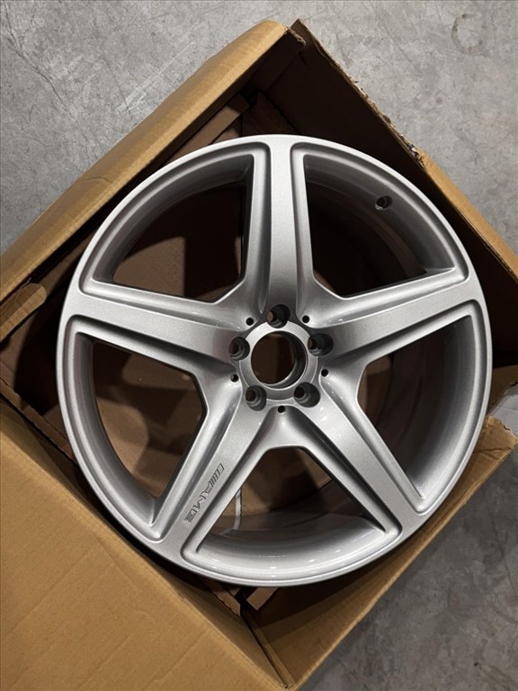 R20 Original Mercedes 9.5J ET43 - A2214013402  / A221 401 3402 1db alufelni felni 8. kép