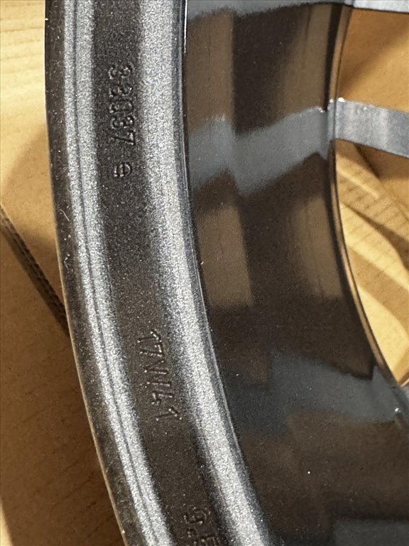 R20 Original mercedes 9.5J ET25 - A2134013000  / A213 401 3000  1db alufelni felni 4. kép