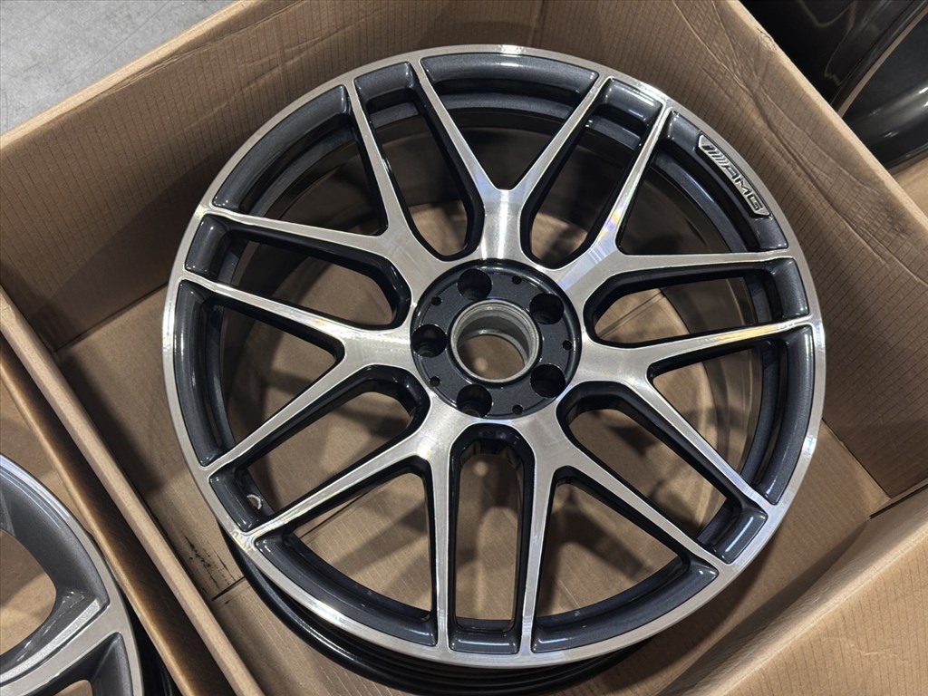 R20 Original mercedes 9.5J ET25 - A2134013000  / A213 401 3000  1db alufelni felni 8. kép