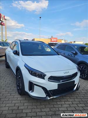  235/4518" újszerű Continental nyári gumi gumi