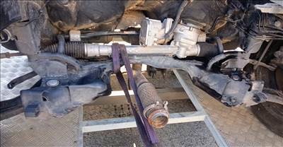 Opel Crossland bölcső