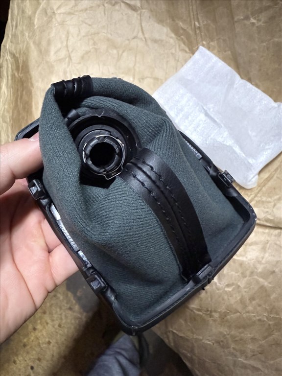 Audi A4 B6 váltógomb + váltószoknya  3. kép