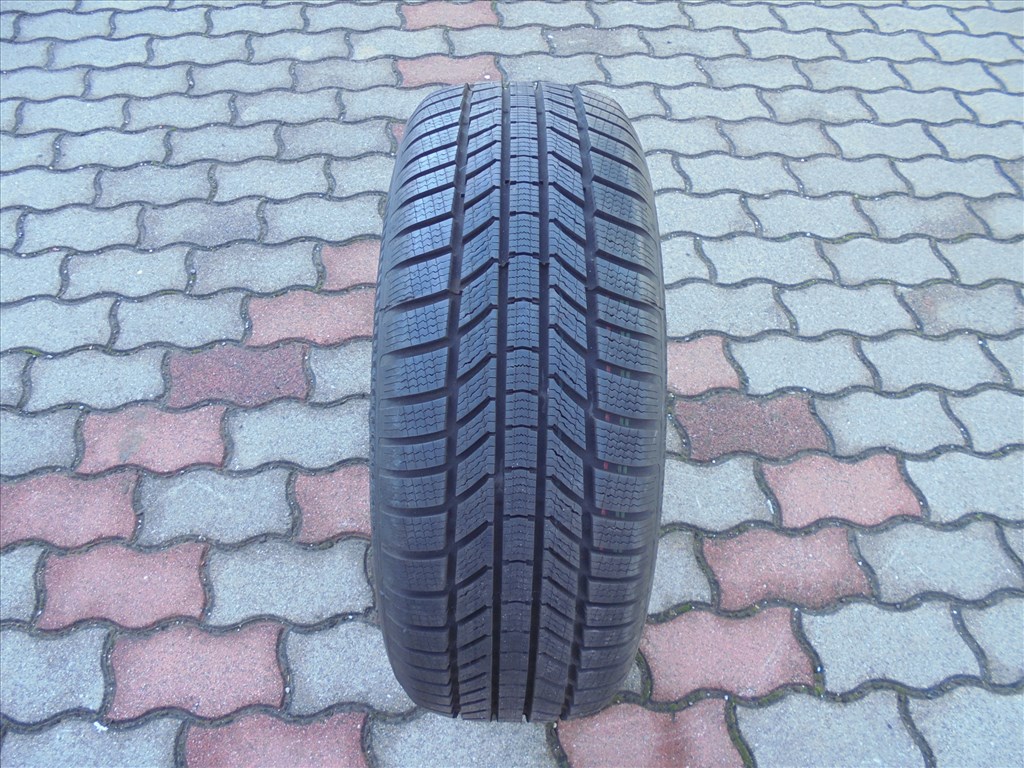 225/55 R 17-es szinte új 1 db Continetal 2023-as Téli gumi eladó 1. kép