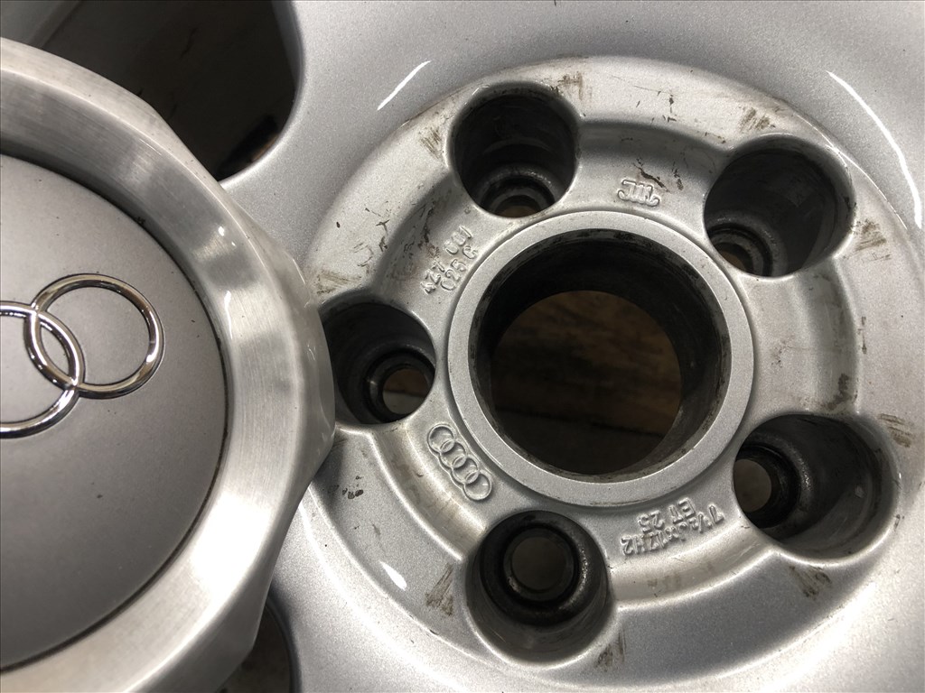 17 colos Audi alufelni gyári 17 col 5x112 11. kép