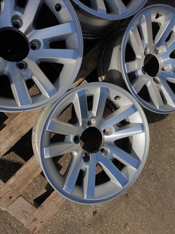 16" 5x139,7 Suzuki Vitara 3. kép