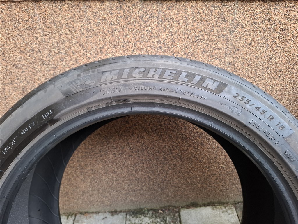  235/45 18" használt Michelin e primacy  acoustic t2 nyári gumi 2. kép