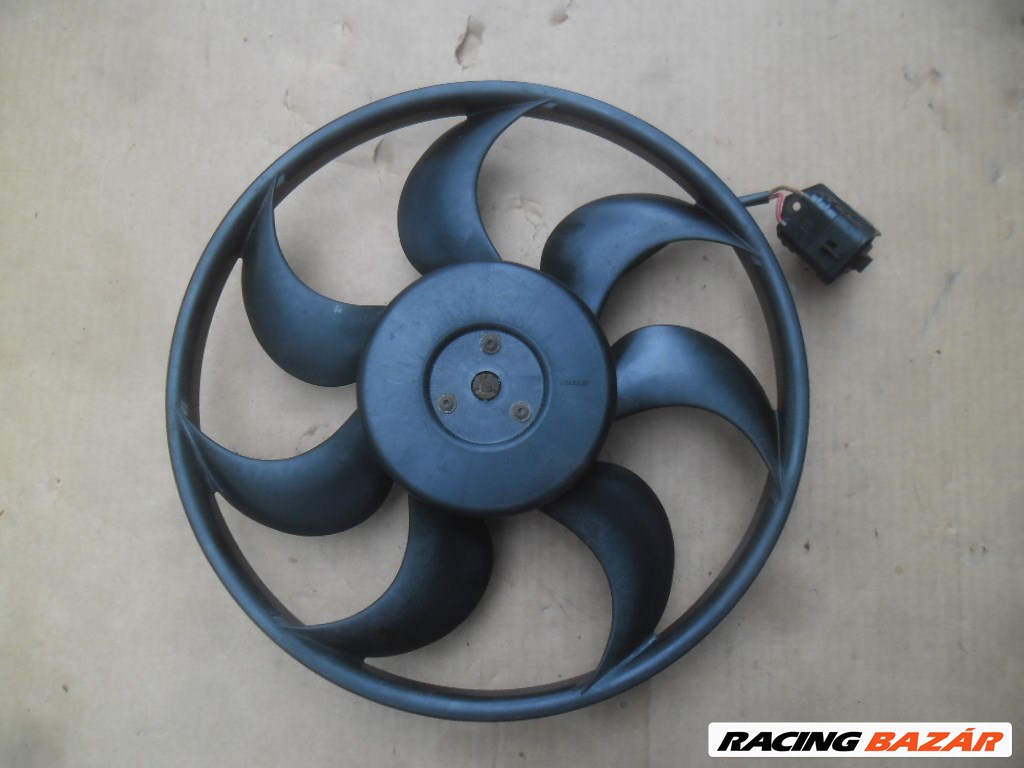 Opel Astra G, Opel Zafira A hűtőventilátor 90570739 0130303245 1. kép