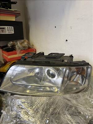 Audi A6 C5 bal oldali fényszóró