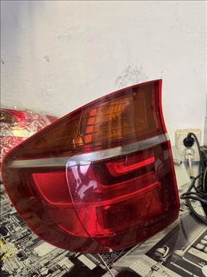BMW X5 E70 Bmw E70 LCI bal hátsó lámpa  7227789