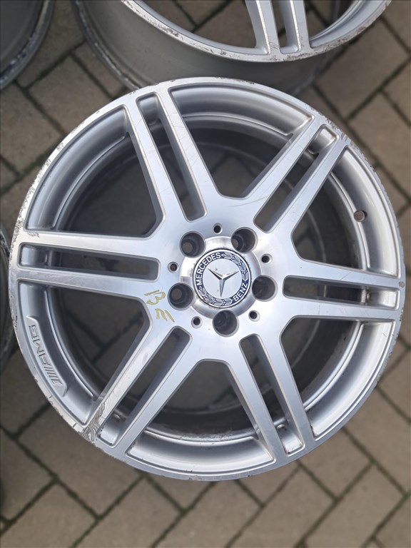 Mercedes AMG 18 colos alufelni garnitúra 4. kép