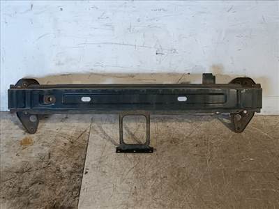 HYUNDAI i20 Első Lökhárító Merevítő (Fém)