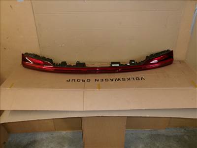 AUDI E-TRON Sportback hátsó LED lámpa 2021- 4KE945095F