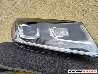 Volkswagen Touareg II Jobb első bi xenon fényszóró 